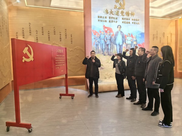 af73384464a03ed8484783d90e5ec832.jpg 照片2(1).jpg