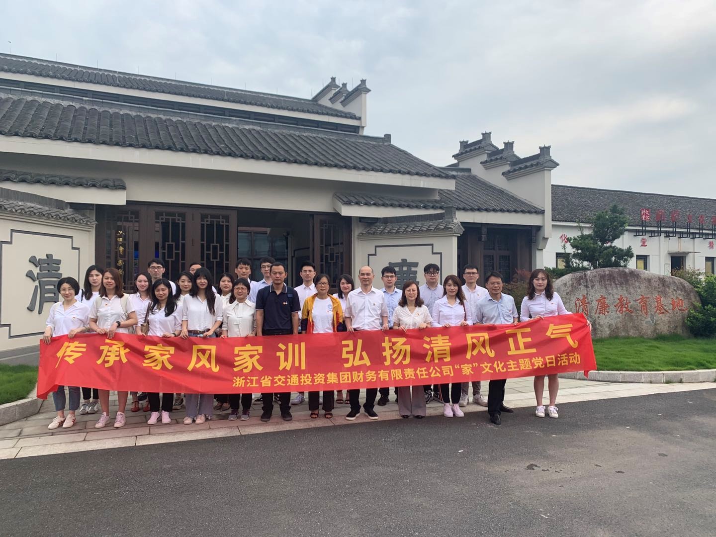 cf624424b9aa36d66c62967c0541f652.jpg 王冕四.jpg