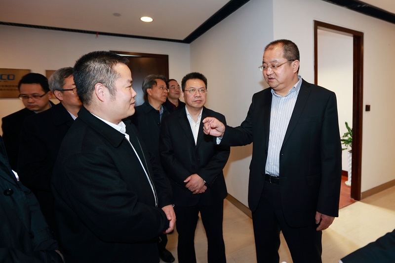 俞董慰問(wèn)1.jpg